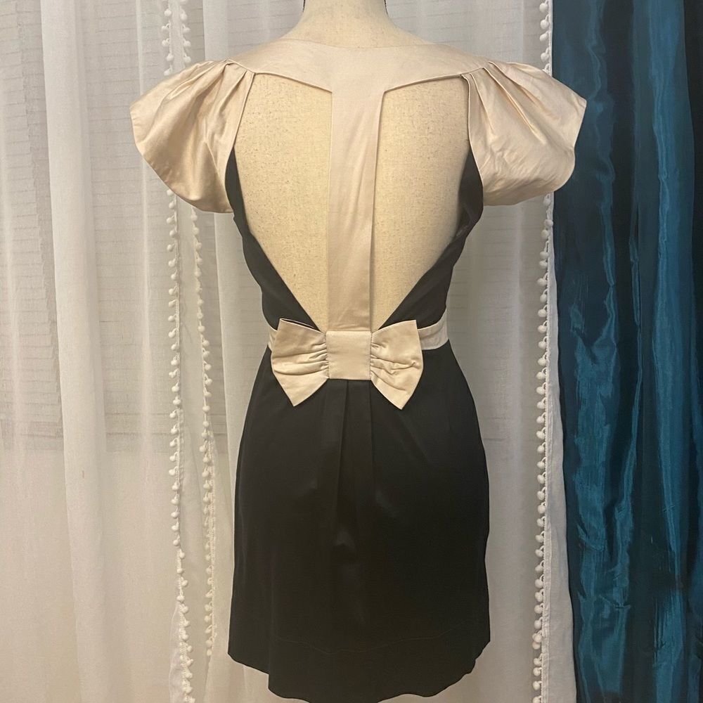 French connection open back bow  dress, size 2